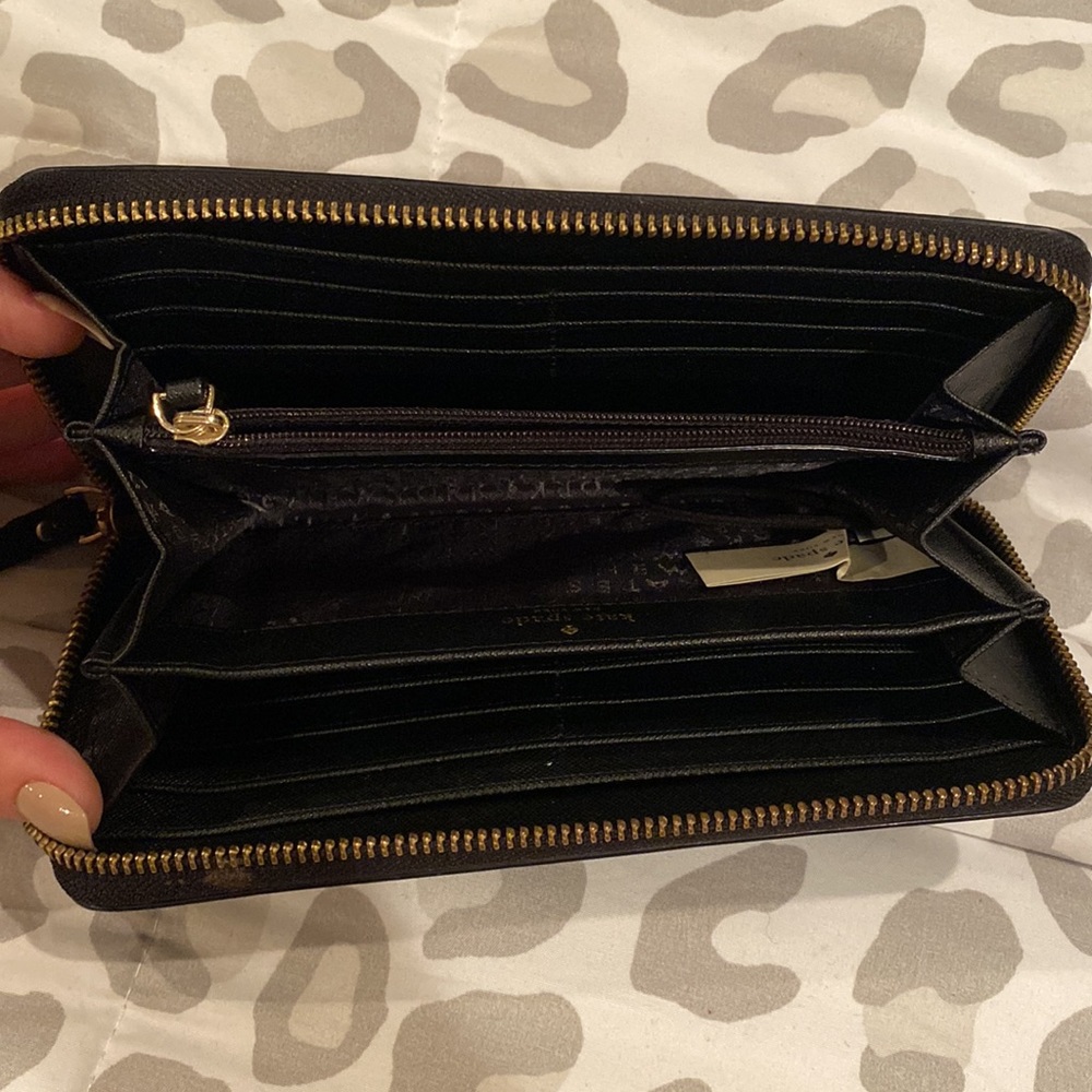 Kate Spade Black Wallet - Picture 5 of 6